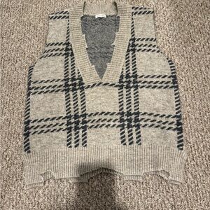MYSTREE Beige/Gray Plaid Sweater Vest